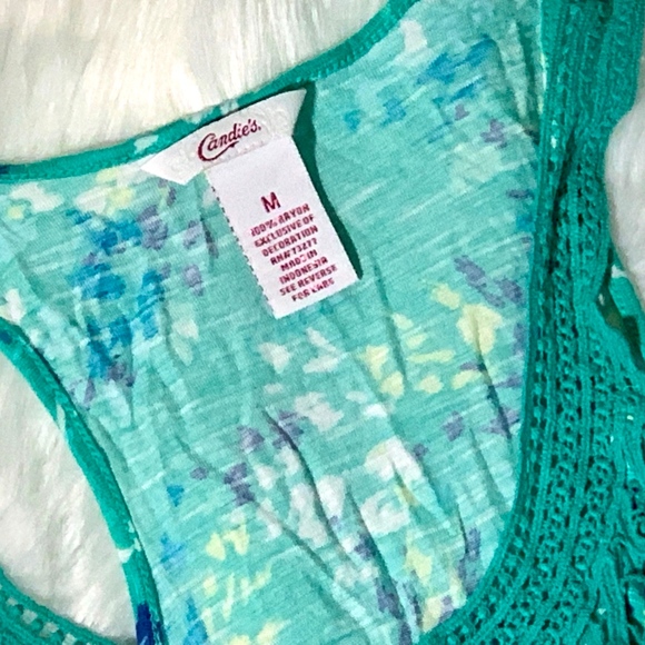 Tiered Floral Tank Top - Picture 2 of 3